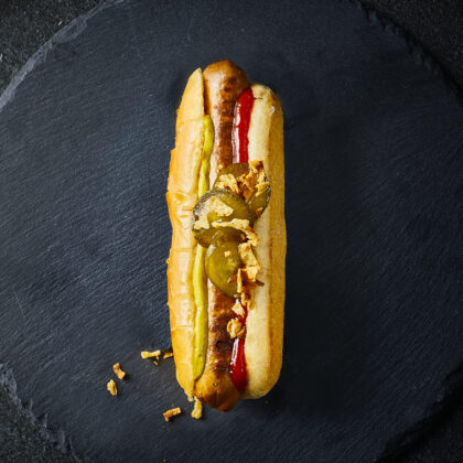 C24-1121_HotDog_AV2_1x1_2_HR 3